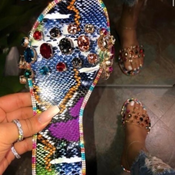 Shoes - Ladies Sandals
